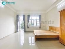 Hình ảnh Studio FULL NỘI THẤT cửa sổ ban công rộng