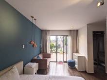 Hình ảnh Balcon lớn 50m2 đường Nguyễn Trãi, gần đh Sư Phạm, đh Sài Gòn, đh Y