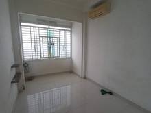 Hình ảnh Cho thuê nguyên căn mặt tiền Lê Thị Bạch Cát Quận 11 Giá Chỉ 13 Triệu.