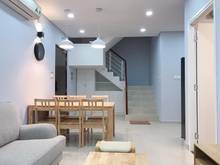 Hình ảnh Cần cho thuê Mb6623 nạp rút nhanh chóng duplex 100m2 Dragon Hill 2, gồm 3 phòng ngủ