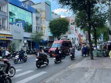 Hình ảnh Nhà kế Vạn Hạnh Mall, P12, Q10 ngang 7m, 3 tầng. Giảm 6 tỷ, giá tốt.