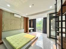 Hình ảnh Phòng Mới Xây Full Nội Thất View KínhRộng 40m2 Ngay Cầu Vượt Ngã Tư Ga