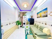 Hình ảnh HÀNG HOT! Bán nhà đường số 3,Q4 50m2 1t2l 3pn 3nvs 1ty723 sổ riêng
