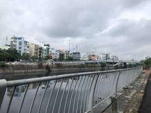 Hình ảnh Nhà bán MT đường view sông phường 14 , Quận 8 DT :5,5x15m Giá :9 tỷ