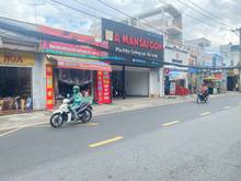 Hình ảnh Cho thuê MBKD Ốp Sẵn Kính Vị Trí Đẹp vào KD ngay