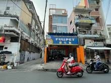 Hình ảnh Bán tòa nhà 1T4L góc 2MT Phan Văn Trị và Lê Quang Định ngay gần chợ Bà