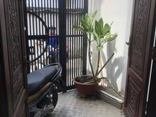Hình ảnh Bán nhà sát mặt tiền Lê Hồng Phong, Quận 5, đang cho thuê 15tr/tháng