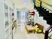 Hình ảnh Bán gấp nhà HXH, 3 tầng, 4 phòng ngủ đủ nội thất, dòng tiền 15tr/tháng