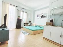 Hình ảnh Studio có ban công, cửa sổ siêu thoáng. Full nội thất mới