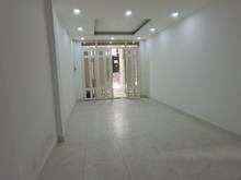 Hình ảnh Bán nhà trống ở ngay, nở hậu, DT 4x15 - Lạc Long Quân, Quận 11