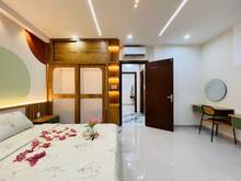 Hình ảnh Giáp Phú Nhuận. ! Diện tích 60m2 (4x15m)  5Tầng 9PN 9WC giá 10 tỷ