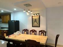 Hình ảnh Biệt Thự Hơn 200m2 - Nguyên Căn 375 Hoàng Sa, Q1