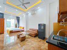 Hình ảnh Mb6623 nạp rút nhanh chóng Ban Công mới khai trương mặt tiền Q3_Thang máy