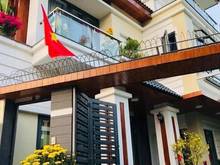 Hình ảnh TẶNG LẠI NỘI THẤT GỖ NHẬP đường Nguyễn Hữu Thọ P.Tân Hưng Q.7 94.7m2
