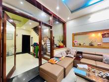 Hình ảnh Nhà phân lô Cầu Giấy, chỉ 17 tỷ, 95m2 mặt tiền 8m, gara ô tô, ở ngay