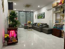 Hình ảnh Nhà 2 lầu Khu trung tâm quận 1 Ngay Nguyễn Văn Cừ Chỉ 2 tỷ 68