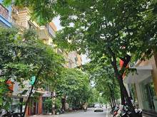 Hình ảnh Bán nhà đẹp nhất Hoàng Cầu Đống Đa 80m 6 tầng thang máy gara oto tránh
