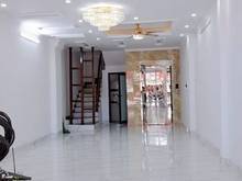 Hình ảnh Bán Nhà Gấp Quận Thanh Xuân. Thang máy, 1 bước Oto, Nhỉnh 6Tỷ