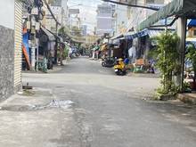 Hình ảnh Nhà hẻm xe tải, nằm ngay trung tâm quận phú nhuận