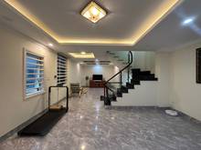 Hình ảnh Cực hiếm, bán nhà lô góc ở mễ trì hạ, từ liêm 55m2, 5 tầng ô t, kd 