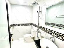 Hình ảnh Bán gấp MP Giải Phóng 66m2 6 tầng thang máy MT 4.2 giá 10 tỷ CT 30tr