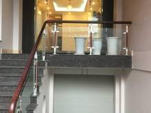 Hình ảnh TIN HOT - Cho thuê nhà mặt phố ĐÊ LA THÀNH, DT 275m2, giá chỉ có 50tr