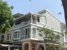 Hình ảnh Cần cho thuê biệt thự sân vườn  hưng thái 2, phú mỹ hưng Q7