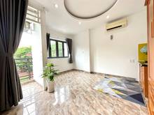 Hình ảnh Khai Trương Phòng Balcony Đón Nắng Giá Tốt Ngay CV Lê Thị Riêng