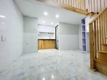 Hình ảnh Duplex cầu thang gỗ, rộng 35m2, gác cao 2m_cuối đường chợ Tân Hương