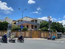 Hình ảnh Cho thuê Biệt Thự Góc 2MT 740A Nguyễn Kiệm, Phường 4, Q Phú Nhuận