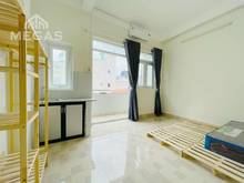Hình ảnh Cho thuê Căn Hộ ban công Full nội thất Gần Cv Lê Văn Tám - 35m2 Quận 1