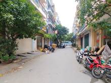 Hình ảnh Bán nhà Hai Bà Trưng, Phân lô ô tô tránh Ngõ 61 Lạc Trung 65m2 x 4T