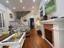 Hình ảnh Bán nhà 5 tầng đẹp long lanh phố Sài Đồng, vài bước chân ra đến hồ