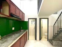 Hình ảnh Bán Gấp Nhà Lý Thái Tổ Q10, DT 4m5x12m, Sát MT, Giá Chỉ 5.7Ti