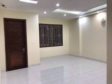 Hình ảnh Cho thuê nhà Pháo Đài Láng DT 60m x 5 tầng ôtô đỗ giá thuê 22tr