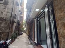Hình ảnh Bán Nhà Cầu Giấy Gần ĐH Thương Mại. 50m x 5T. Giá: 5.6 tỷ