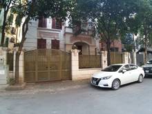 Hình ảnh Cho thuê biệt thự cầu giấy, 300m3 4 tầng làm nhà hàng, bi-a, trường