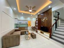 Hình ảnh Bán Nhà Đẹp Long Biên 50m2-mT 5.5m- Ô TÔ TRÁNH- LÔ GÓC-KINH DOANH-5 TY