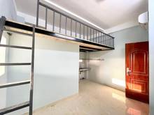 Hình ảnh Phòng Gác lửng _ Mới xây _ Có cửa sổ Ban Công _ Giá ưu đãi khai trương