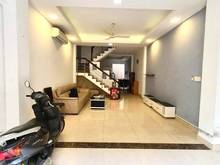 Hình ảnh Hẻm Xe Hơi đường Bùi Đình Tuý: 4.5x18m Trệt 3 Lầu-Sân Thượng