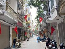 Hình ảnh Bán nhà Trung Tâm Quận Ba Đình, Lô góc, gara ô tô, thang máy, gần Phố,