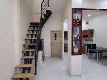 Hình ảnh Nhà CMT8 2PN CÓ NỘI THẤT, 7*8m 1T1L, có sân trước nhà, giá 15tr (TL)