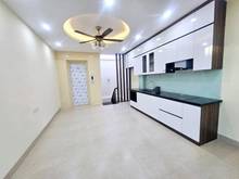 Hình ảnh Bán nhà Hoàng Văn Thái. Mới koong 40m 6 tầng thang máy. Giá chỉ 9.2 tỷ