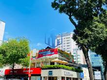 Hình ảnh Toà văn phòng Trương Quốc Dung, Quận Phú Nhuận, ngang 9 mét, 4 lầu