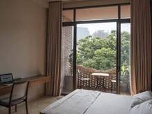 Hình ảnh Chiếc phòng full nội thất, ban công cực chill. Thiết kế siêu đẹp