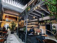 Hình ảnh MT ngay chung cư khu K300, Tân Bình