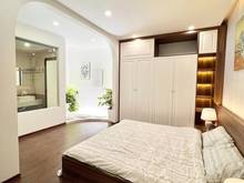 Hình ảnh Nhà đẹp MP Đốc Ngữ - Ba Đình, giá 55.5 tỷ, 130m2x6T, KD lớn, thang máy