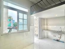Hình ảnh Phòng trọ gác cao ban công 38m2 đối diện TDT RMIT