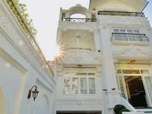 Hình ảnh Chính Chủ Cho Thuê Villa VIP Ngay UBND TP.Thủ Đức 800m Full Nội Thất
