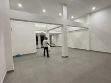 Hình ảnh mặt tiền đường Đống Đa, vị trí ngã tư, SD 1000m2 sàn, sẵn sân đỗ xe